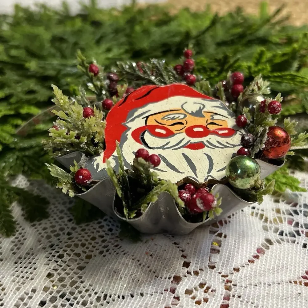 Vintage Round Tart Tin Santa Claus Mercury Glass Diorama Mid Century Ornament